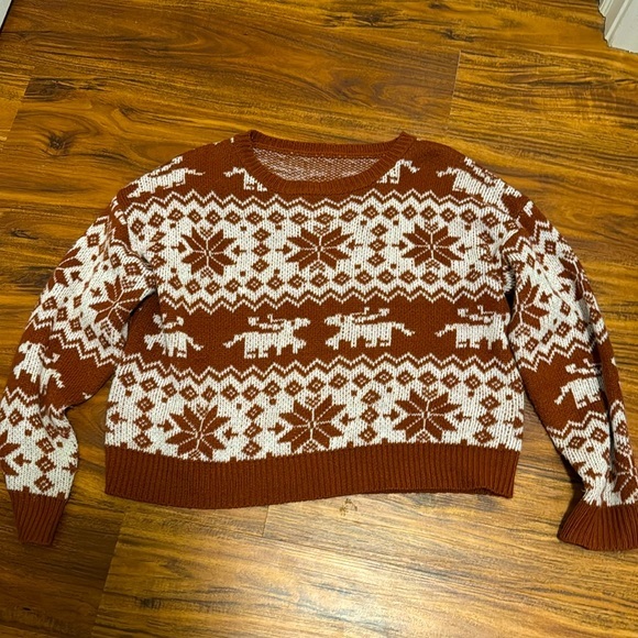 SHEIN Low cut winter sweater - Picture 1 of 1